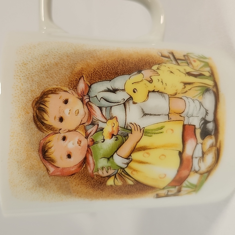 Set of 3 Vintage Hummel-Style Mugs - Collectible Porcelain - Made in Japan 1950s - Picture 3 of 16